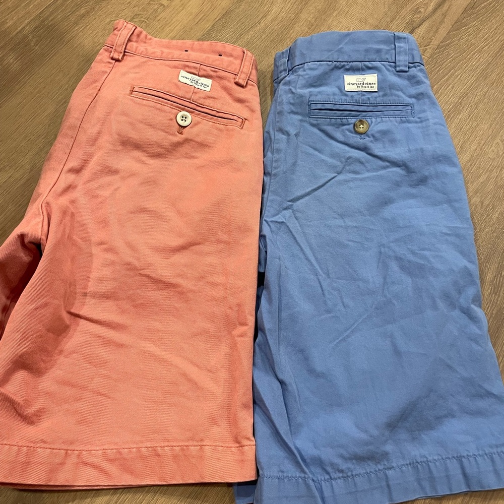 Boys vineyard vines shorts sz 12